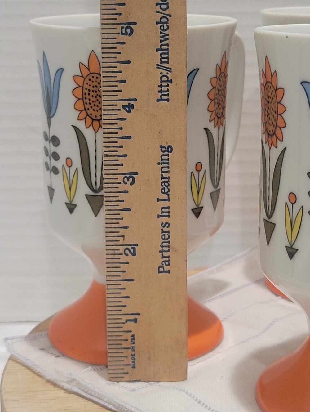 MCM Vibrant Retro Pedestal Footed  Coffee Mugs Set Of 4 Read - Picture 10 of 16
